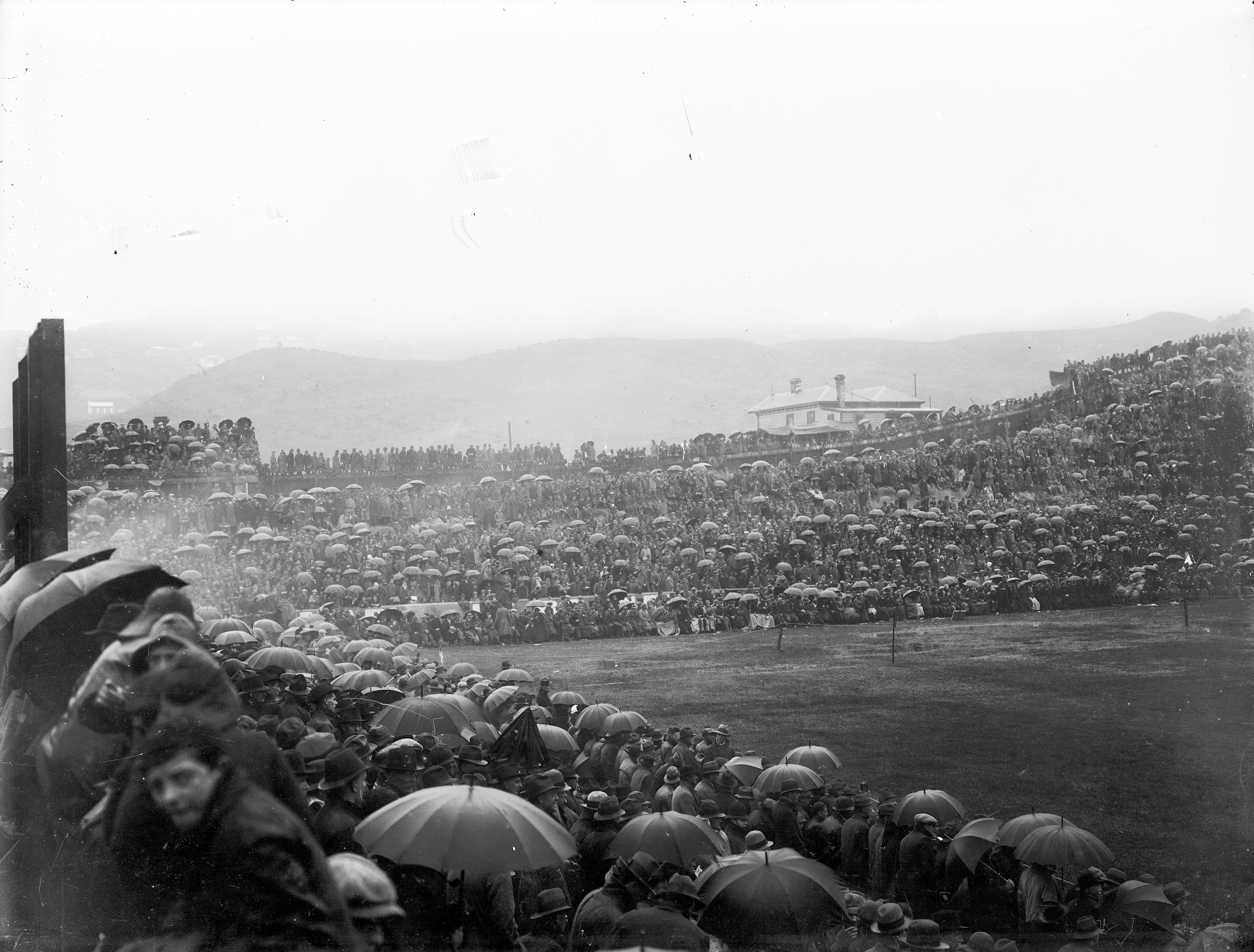 Rugby in the rain, 1921