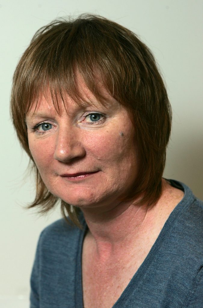 30052007  Staff photo. Associate editor Bernadette Courtney. PICTURE: CRAIG SIMCOX © DOMINION POST30/05/2007189137Craig SimcoxWellingtonCopyright to The Dominion Post.  This photograph may not be reproduced, copied or published in any printed or digital form without permission.Head ShouldersJOURNALISMNEWSPAPERS